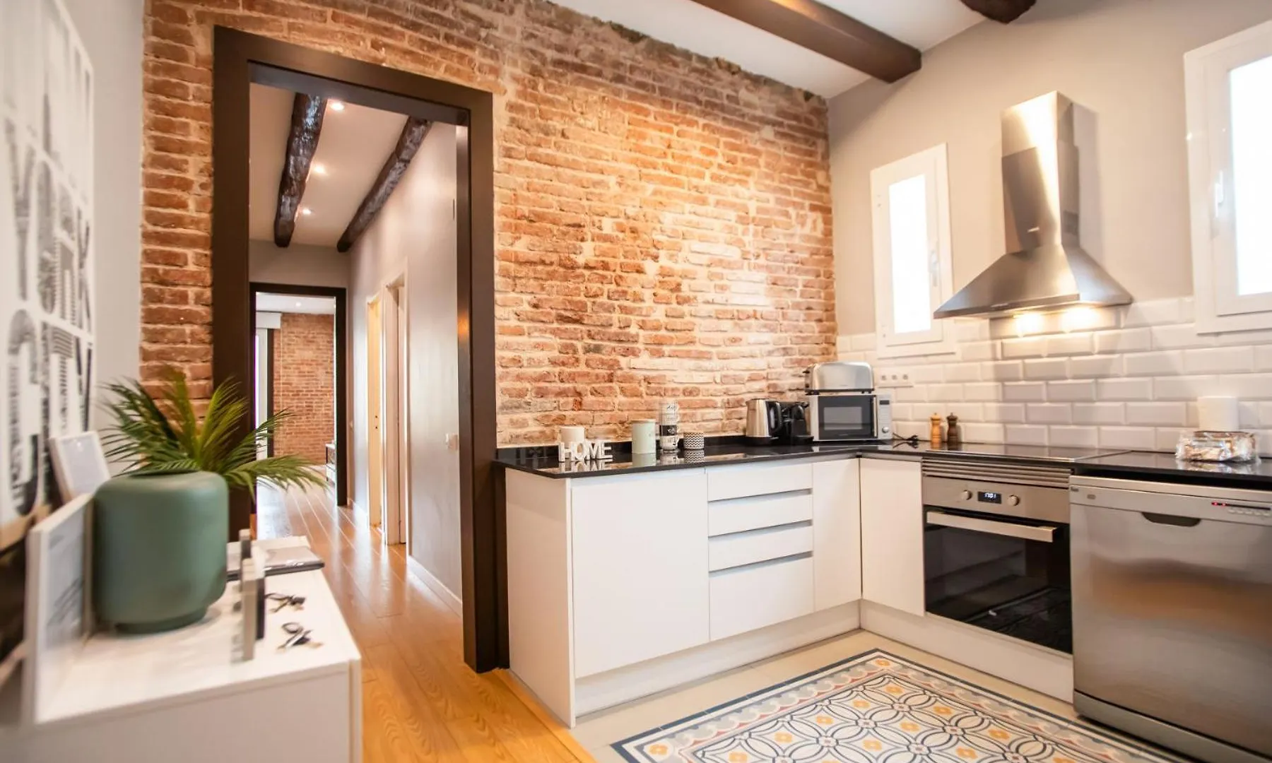 44Mal1084- Bright 2Br Apartment Barcelona