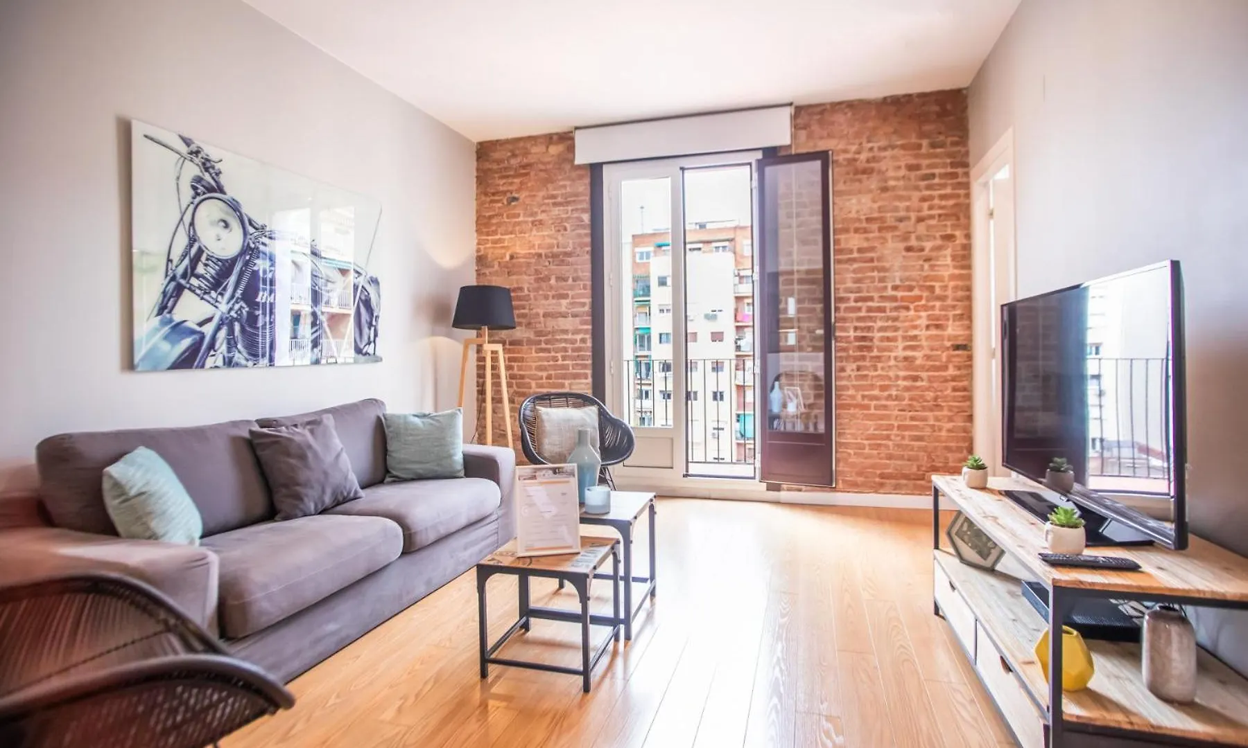 44Mal1084- Bright 2Br Apartment 바르셀로나